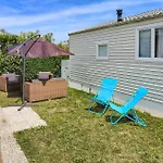 2 Bedroom Cozy In Bredene