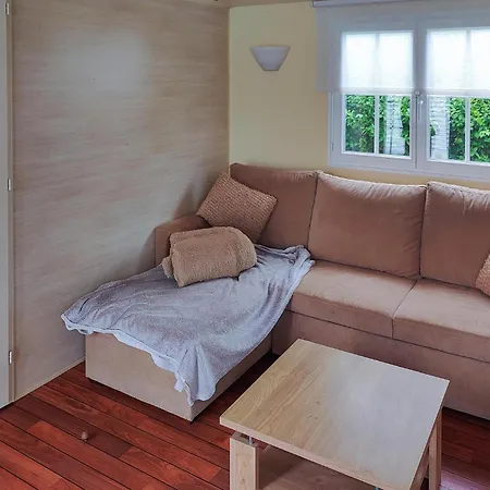 2 Bedroom Cozy In 別荘 *