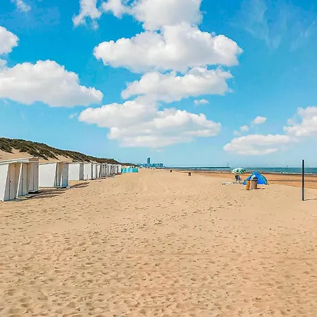 2 Bedroom Cozy In ブレーデネ