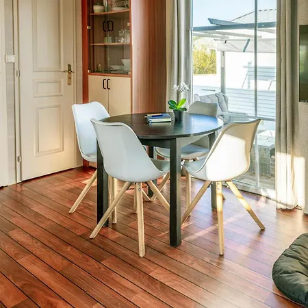 2 Bedroom Cozy In *